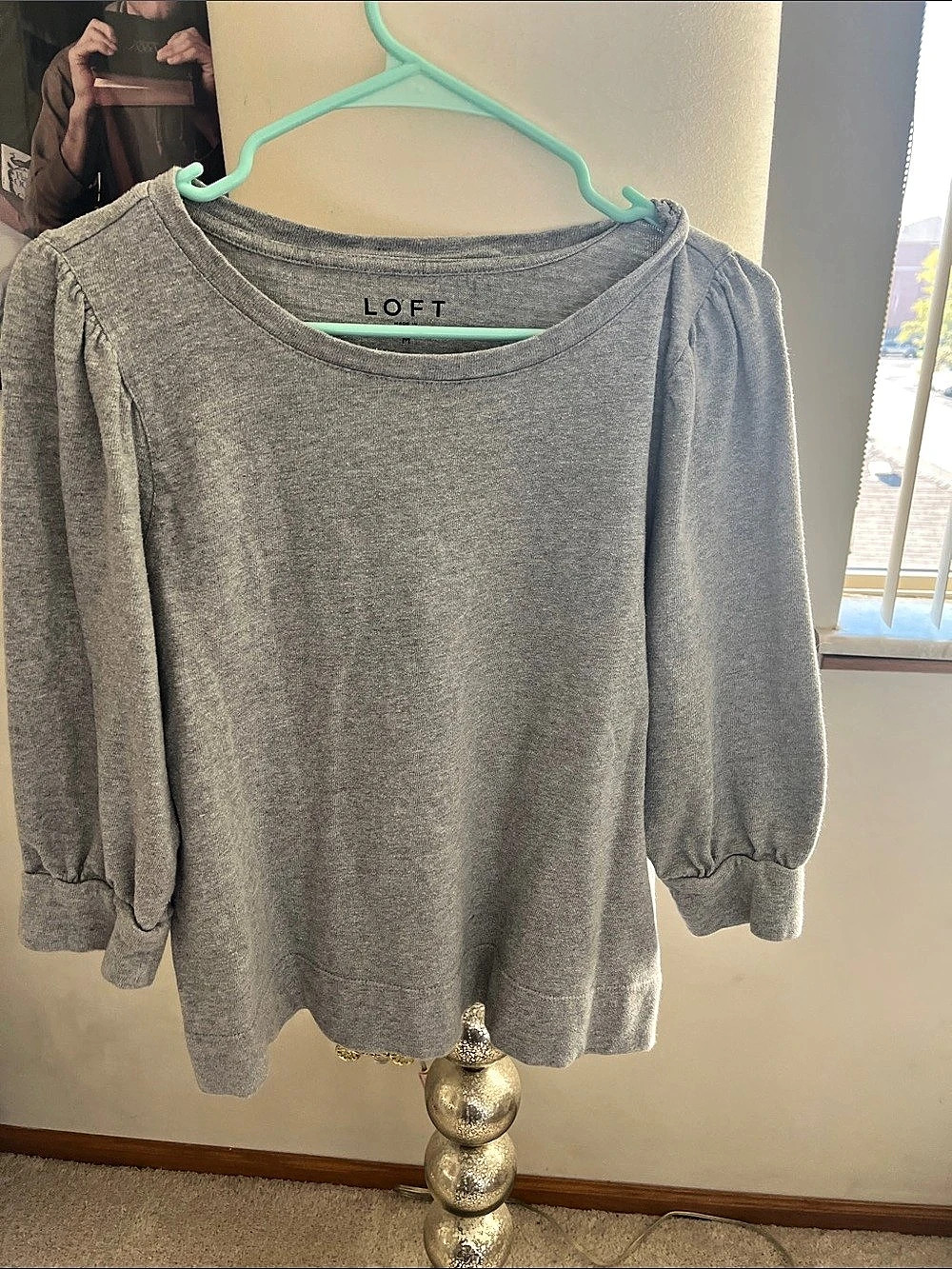 LOFT Gray 3/4 Length Sleeve Puff Sleeve Size Medium Top